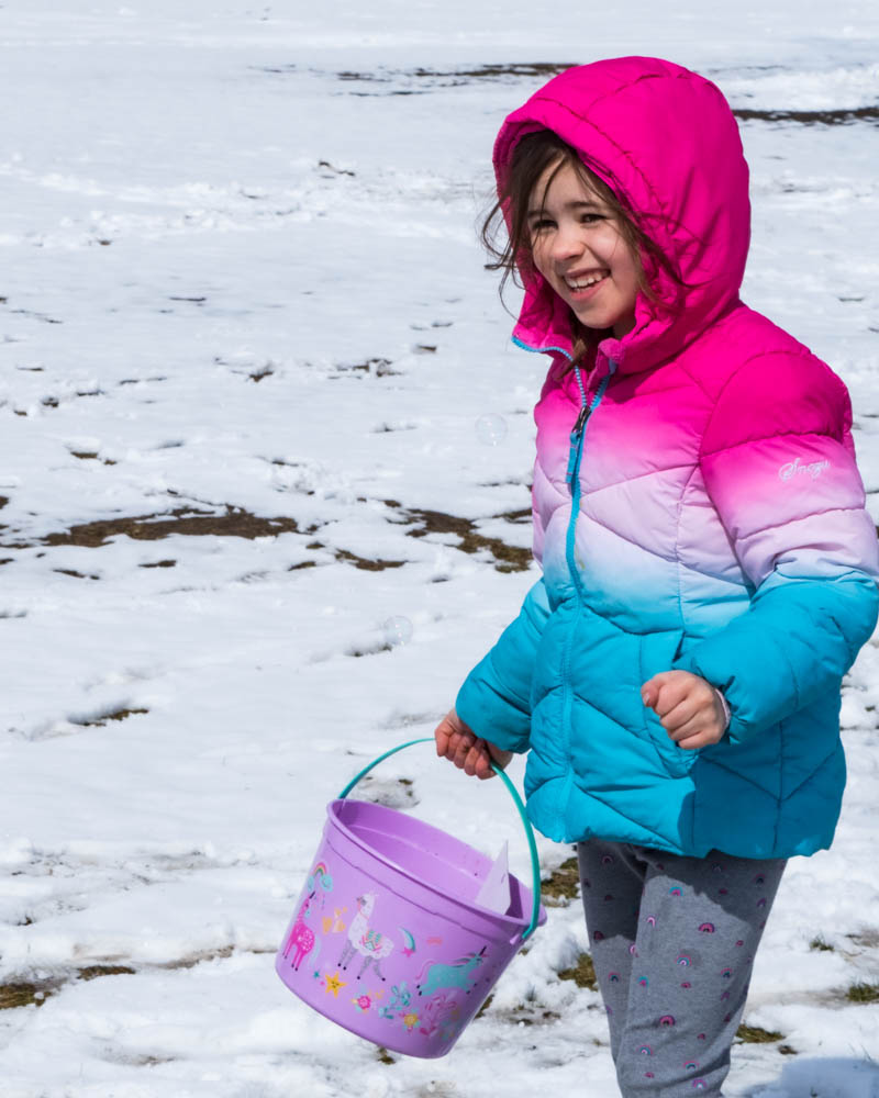 girl with Easter bucket